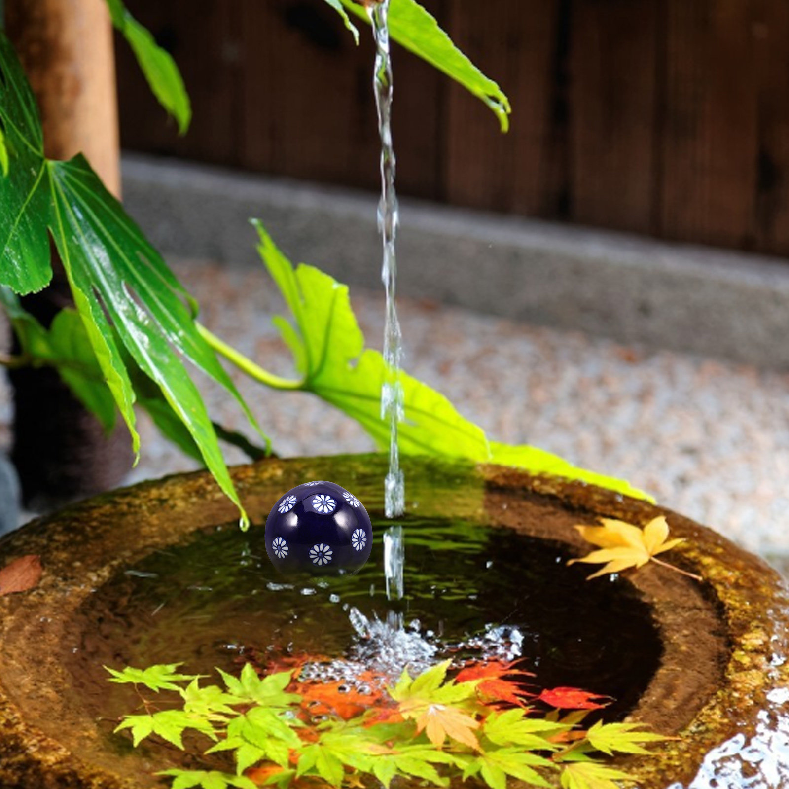 Aquarium Fish Ball - Ceramic Floating Pond Ball Artistic Handpainted